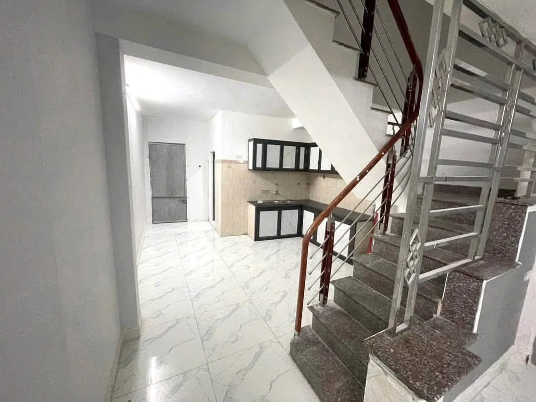 Bán nhà độc lập 44m² 2 tầng ngõ Phạm Hữu Điều Quận 6 - Ảnh thu nhỏ 2