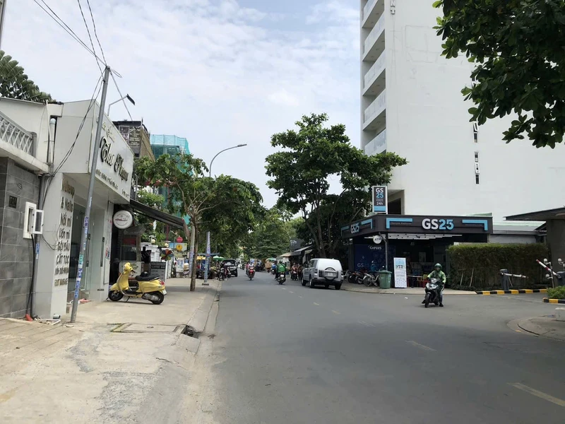 Phú Yên: Sang nhượng khách sạn 3 sao, vị trí đất vàng tại P. Tuy Hòa, 90 triệu đồng/m2 3x16