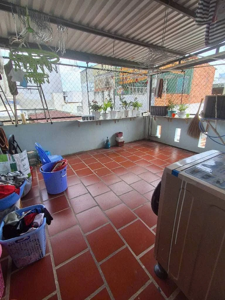 Bán nhà lô góc Phú Mỹ Hưng Q7, 72m², 4 tầng, 6 tỷ - Ảnh thu nhỏ 2
