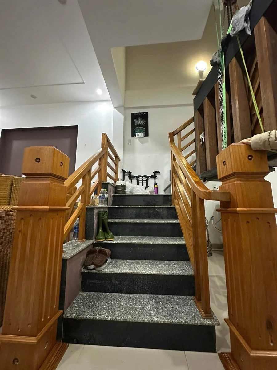 Bán nhà 2 tầng mặt tiền Nguyễn Phong Sắc Huế 112,75m² - Ảnh 1