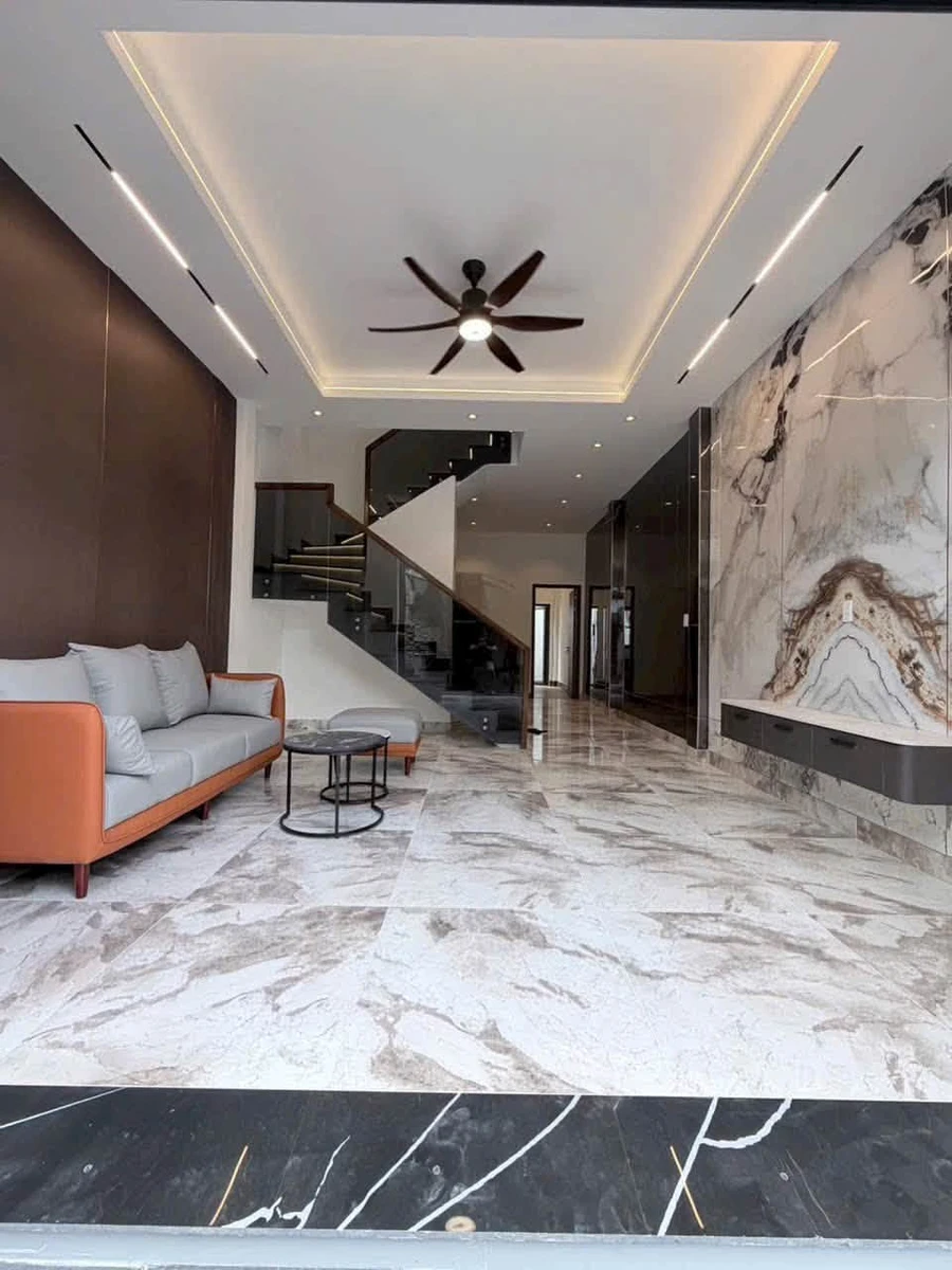 Bán nhà hẻm xe hơi 64m2, 3PN 2WC Tân Phú 5,5 tỷ - Ảnh thu nhỏ 2