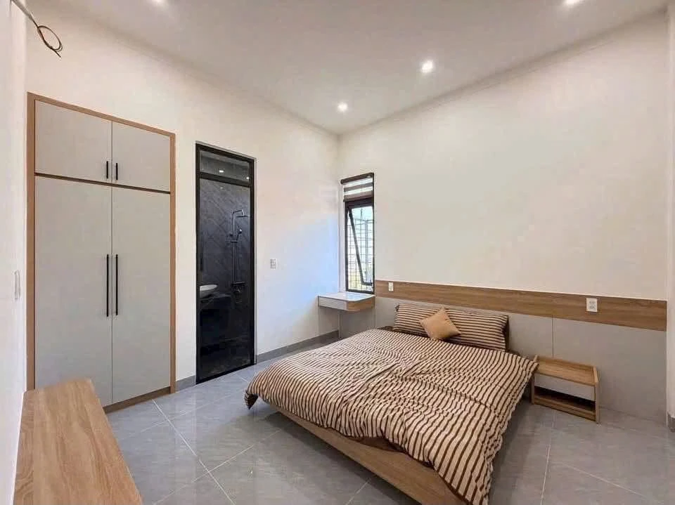 Nhà lầu Phước Tân 130m² 3 phòng ngủ, sổ hồng riêng - Ảnh thu nhỏ 5
