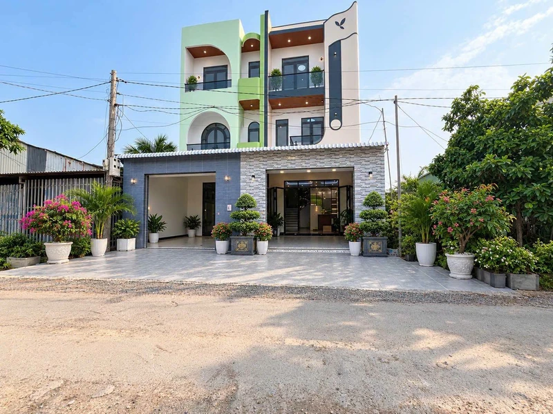 Bán nhà phố mặt tiền đường Mỹ Yên – Thanh Phú, Bến Lức, 3PN 4WC, giá 3,7 tỷ
