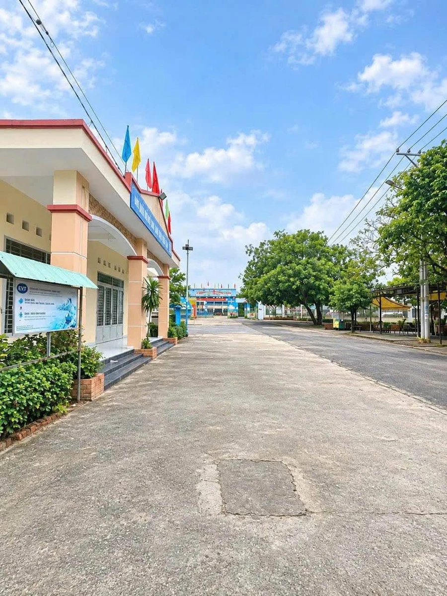 Bán nhà lầu 5x16m (82,8m²) Tân Phú 2 tỷ 150 - Ảnh 1
