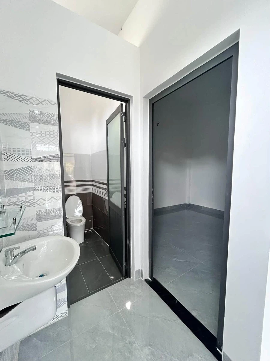 Bán nhà 3PN 2 tầng 63m2 hẻm Nguyễn Công Phương, Quận 5 - Ảnh thu nhỏ 5