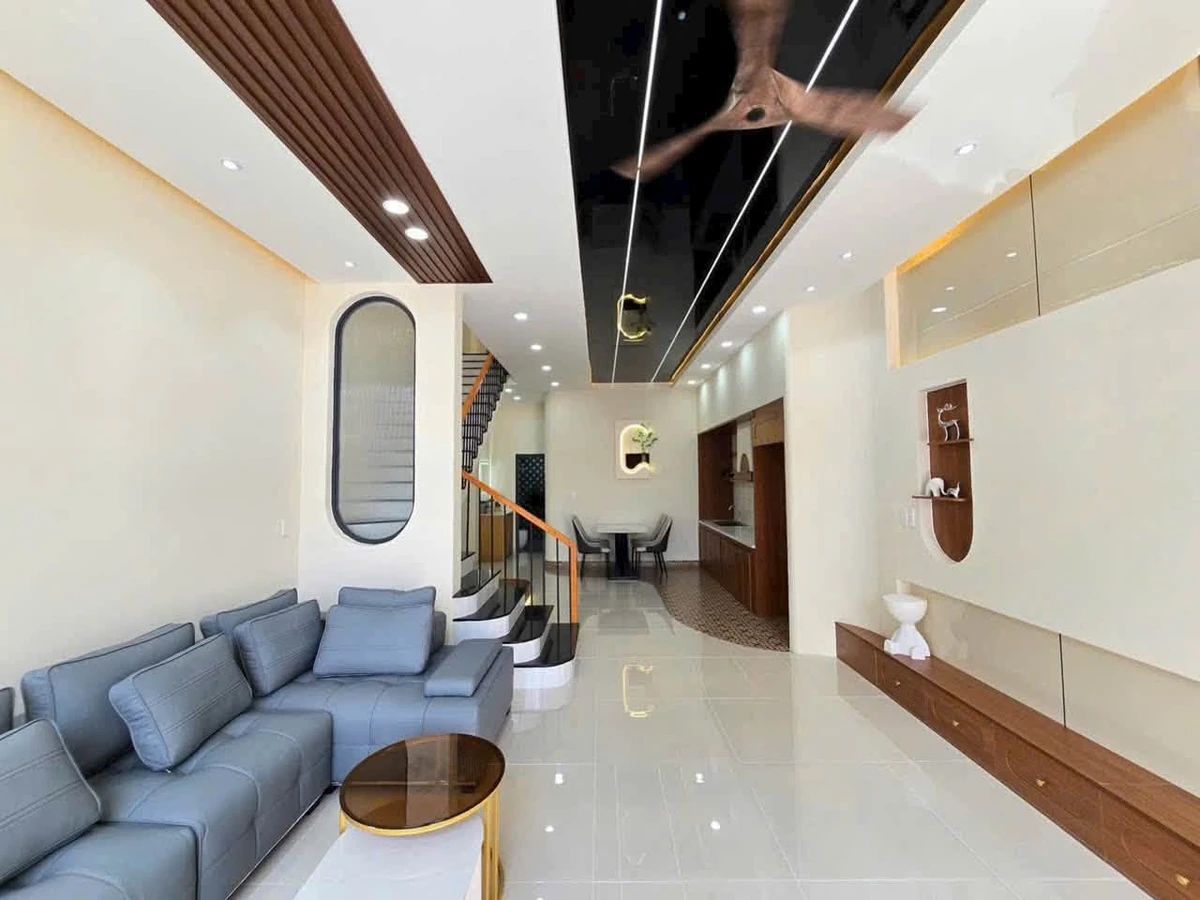 Bán nhà 3 phòng ngủ 101m2 Phường Long Bình Bình Dương - Ảnh thu nhỏ 2