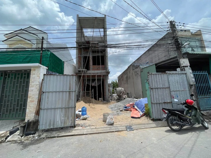 Bán lô đất thổ mặt tiền Nguyễn Văn Bé Tân An 108m²