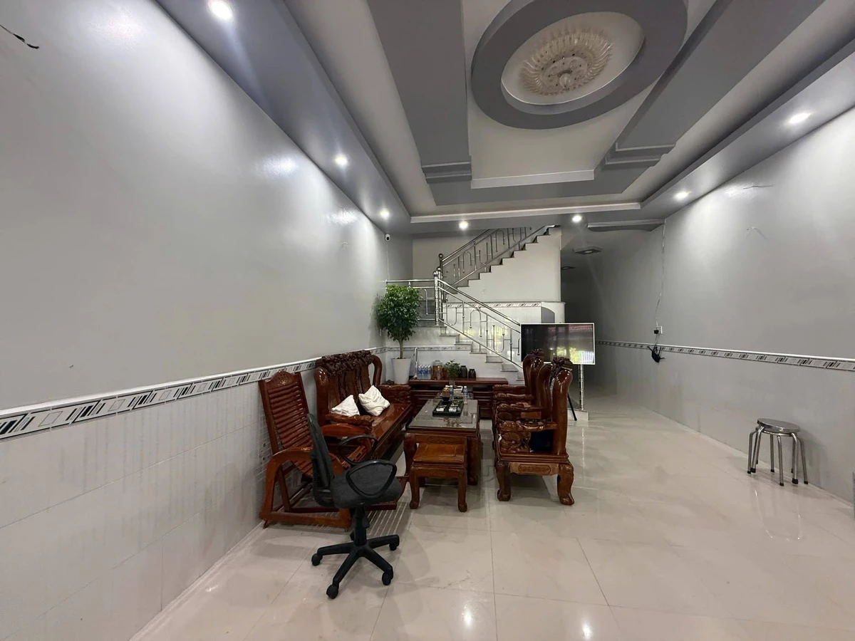 Bán nhà mặt tiền Nguyễn An, Rạch Giá, 5x30m, 3 phòng ngủ - Ảnh thu nhỏ 2