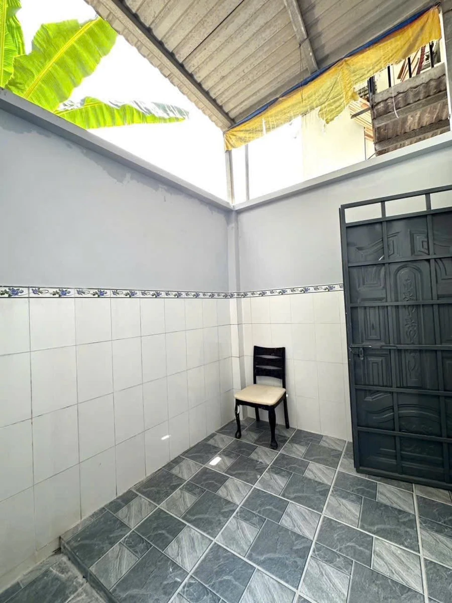 Bán nhà Tương Bình Hiệp 60m² 2 phòng ngủ 2 tỷ 80 triệu - Ảnh thu nhỏ 3