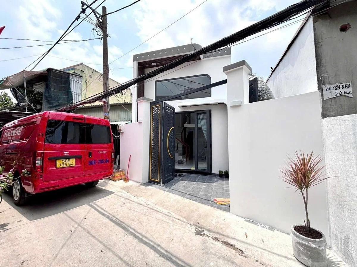 Bán nhà hẻm Trưng Vương, Hóc Môn, 95m², 4PN, 4 tỷ 999 - Ảnh thu nhỏ 2