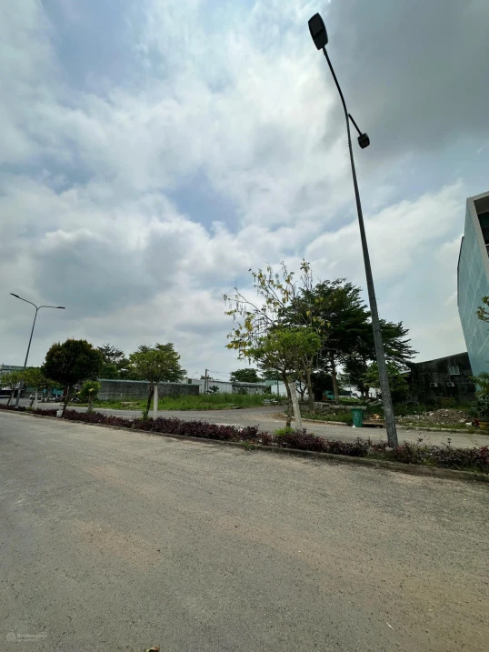 Chính chủ bán đất nền ngay chợ Hòa Long, thổ cư 100%. DT: 90m2 - Ảnh thu nhỏ 5