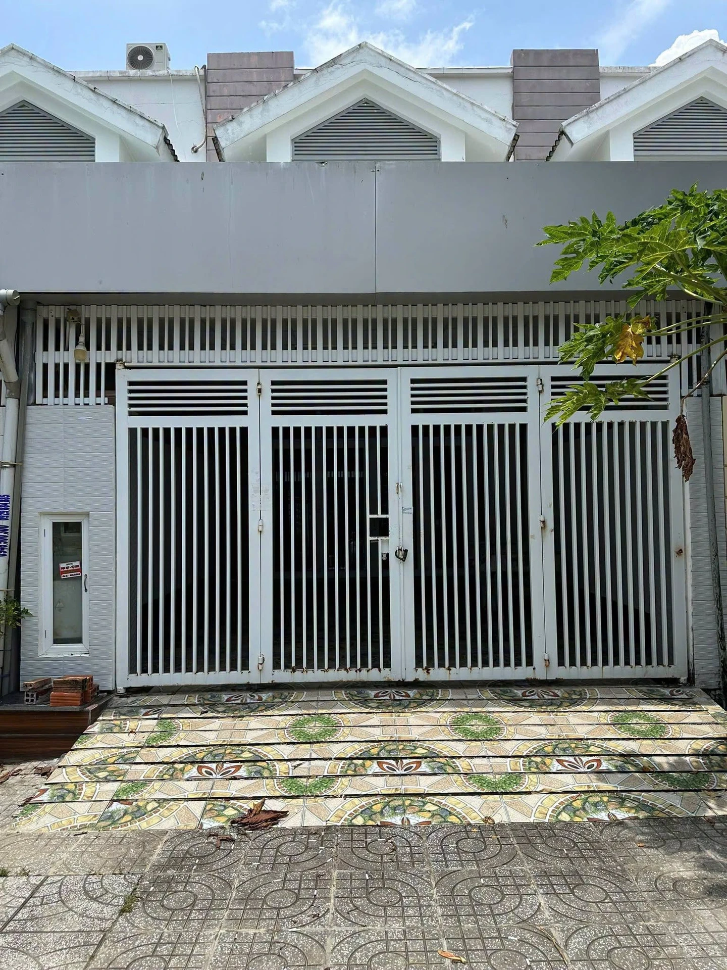 Bán nhà mặt tiền Rạch Giá 107m², 2 phòng ngủ, 2.599 tỷ - Ảnh 1