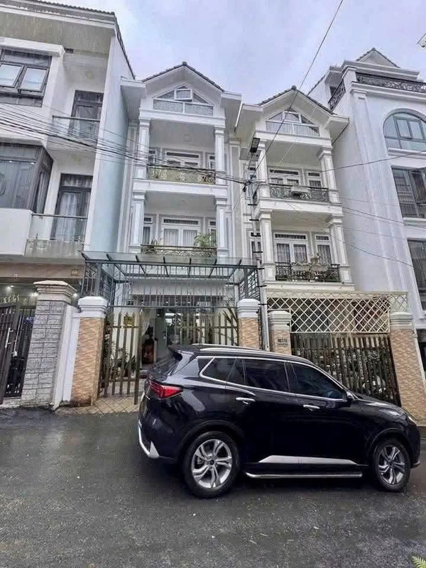 Bán nhà hoàn công 4PN 5WC 66.8m² Đà Lạt giá 7 tỷ