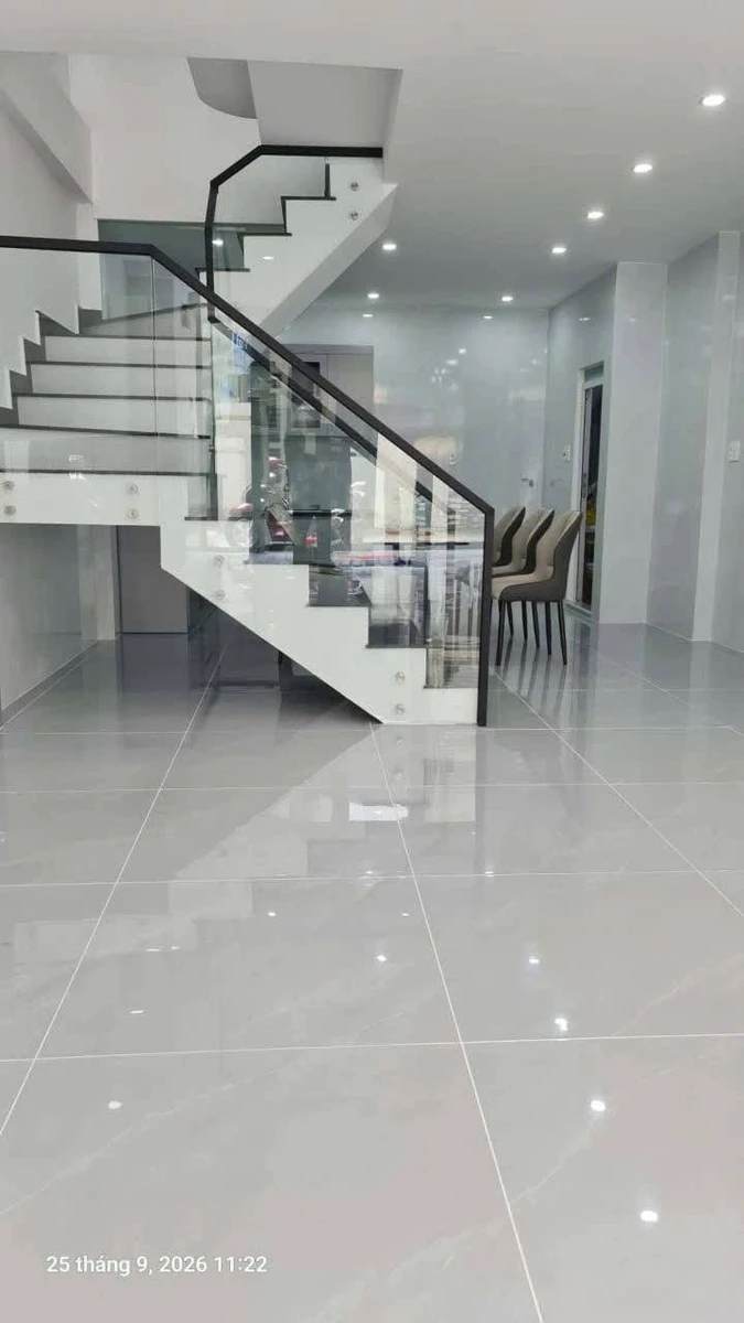 Bán nhà 2 tầng 135m² 6,95 tỷ gần chợ Hoàng Diệu - Ảnh thu nhỏ 4