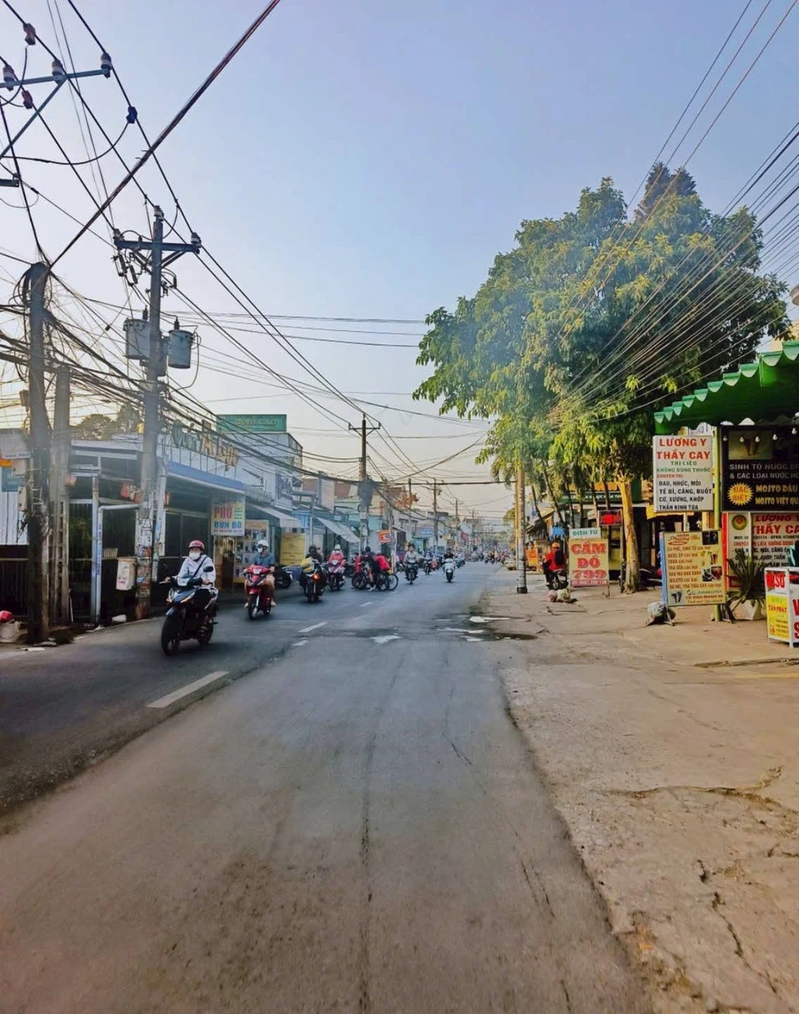 Bán nhà mặt tiền Lý Văn Sâm 240m2 giá 6.2 tỷ - Ảnh thu nhỏ 2