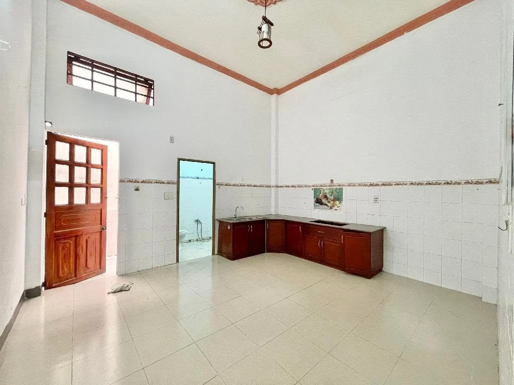 Bán nhà cấp 4 90m² 2 PN Hiệp Bình Chánh, gần Giga Mall, 8 tỷ - Ảnh thu nhỏ 5