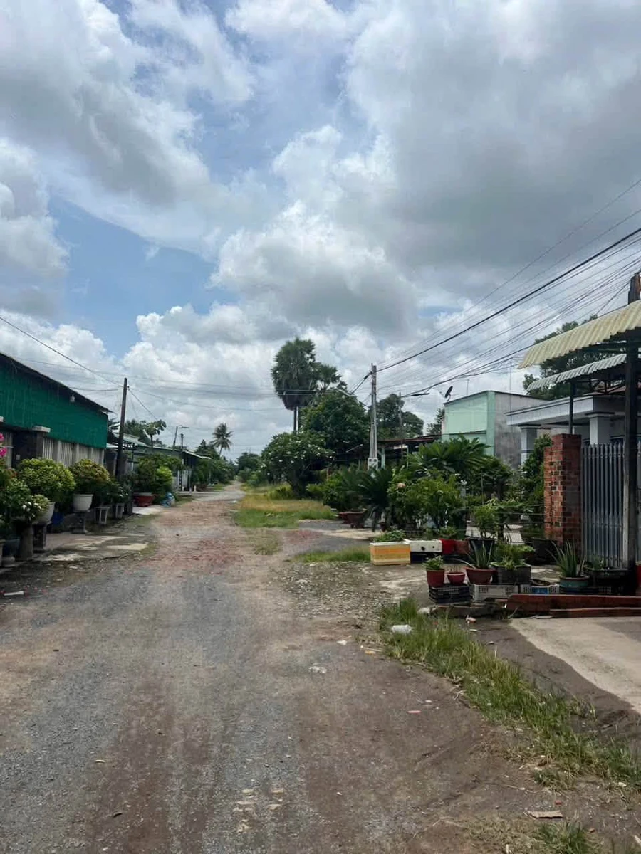Bán nhà 3PN 75m² Long Hoa Hòa Thành Tây Ninh 1 tỷ 290 triệu - Ảnh 1