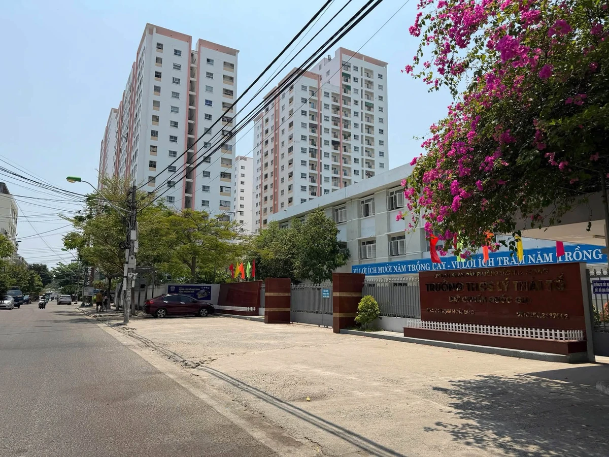 Nhà 5PN, 306m², mặt tiền 16m, Nha Trang - 12 tỷ - Ảnh thu nhỏ 3