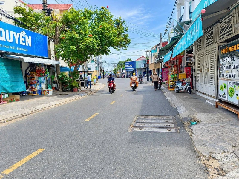 Bán lô đất thổ cư 141m² mặt tiền Võ Thị Sáu Phan Thiết
