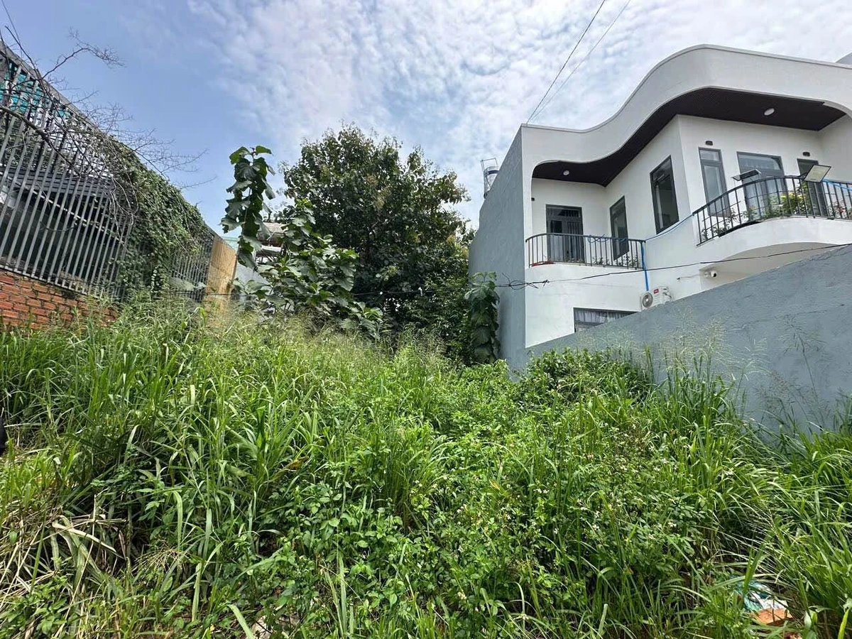 Bán gấp lô đất 8x13m hẻm Phùng Hưng, đối diện Đại học Tây Nguyên, Buôn Ma Thuột - Ảnh thu nhỏ 2