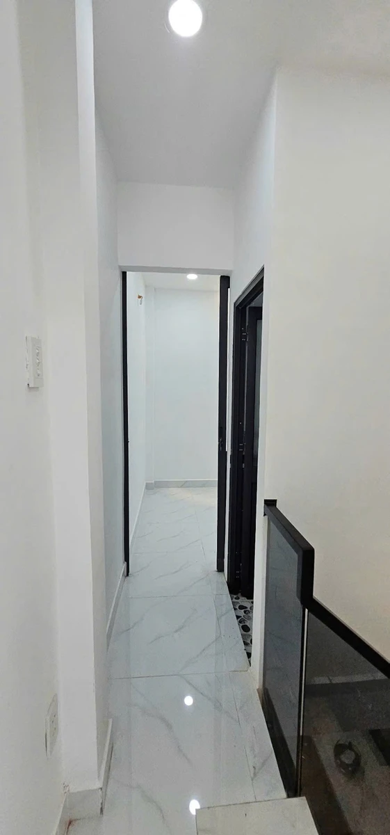 Bán nhà mặt tiền 2,5x8m trệt lầu 2PN 2WC đường 8B gần chợ Bình Long giá 2,85 tỷ - Ảnh thu nhỏ 4