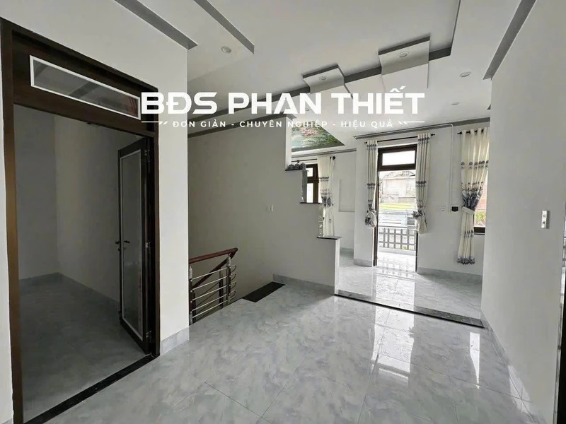 Bán 2 căn nhà góc 199m2 Phan Thiết 6.4 tỷ