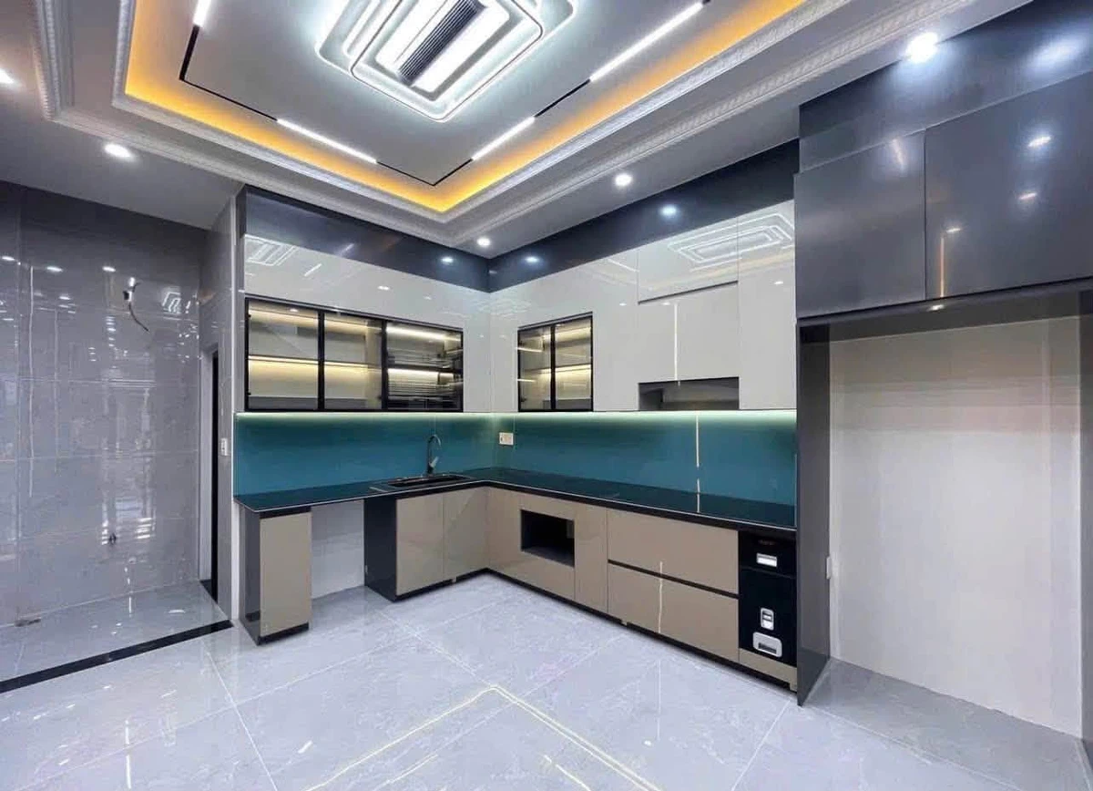 Bán nhà phố 4 tầng 60m², 4PN, 3WC, giá 9.9 tỷ Quận 1 - Ảnh thu nhỏ 5