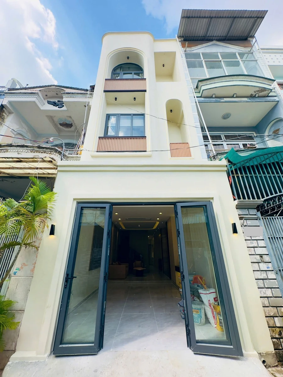 Bán nhà 3 tầng 3PN 206m² Nguyễn Văn Khối, Gò Vấp - Ảnh 1