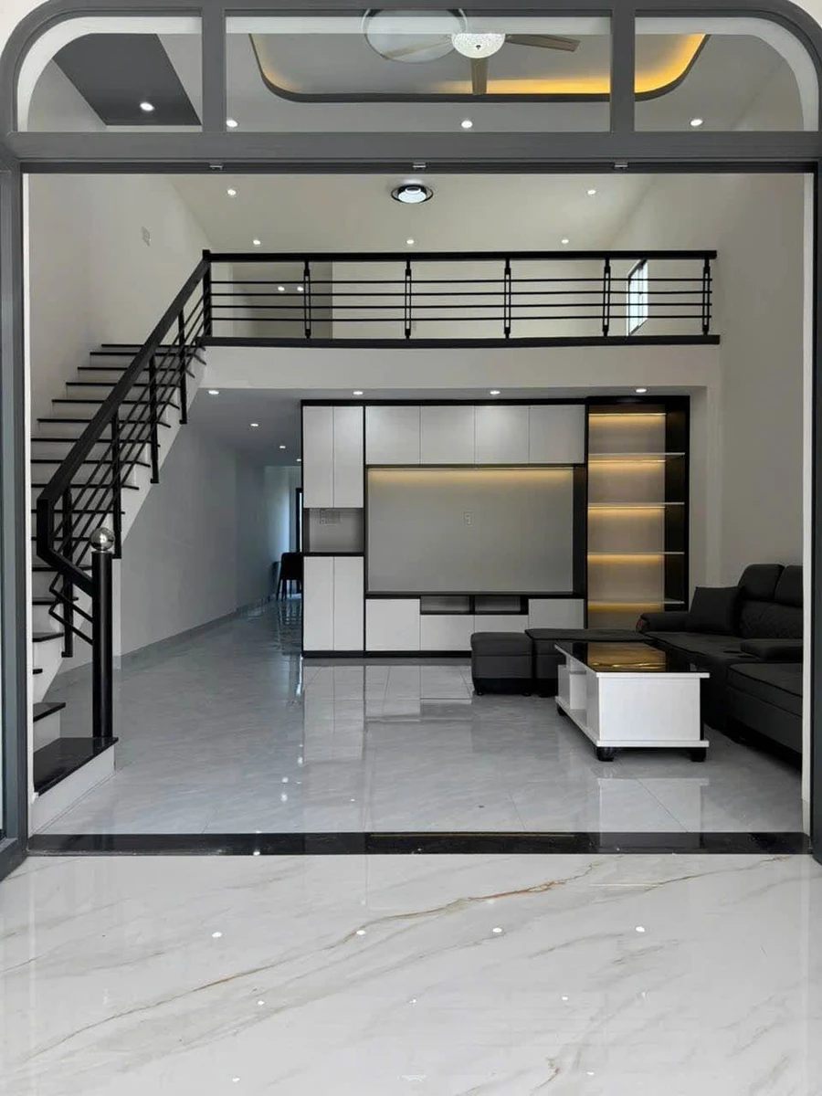 Bán nhà gác lửng 98m2 3PN Diên Khánh 2,25 tỷ - Ảnh thu nhỏ 2