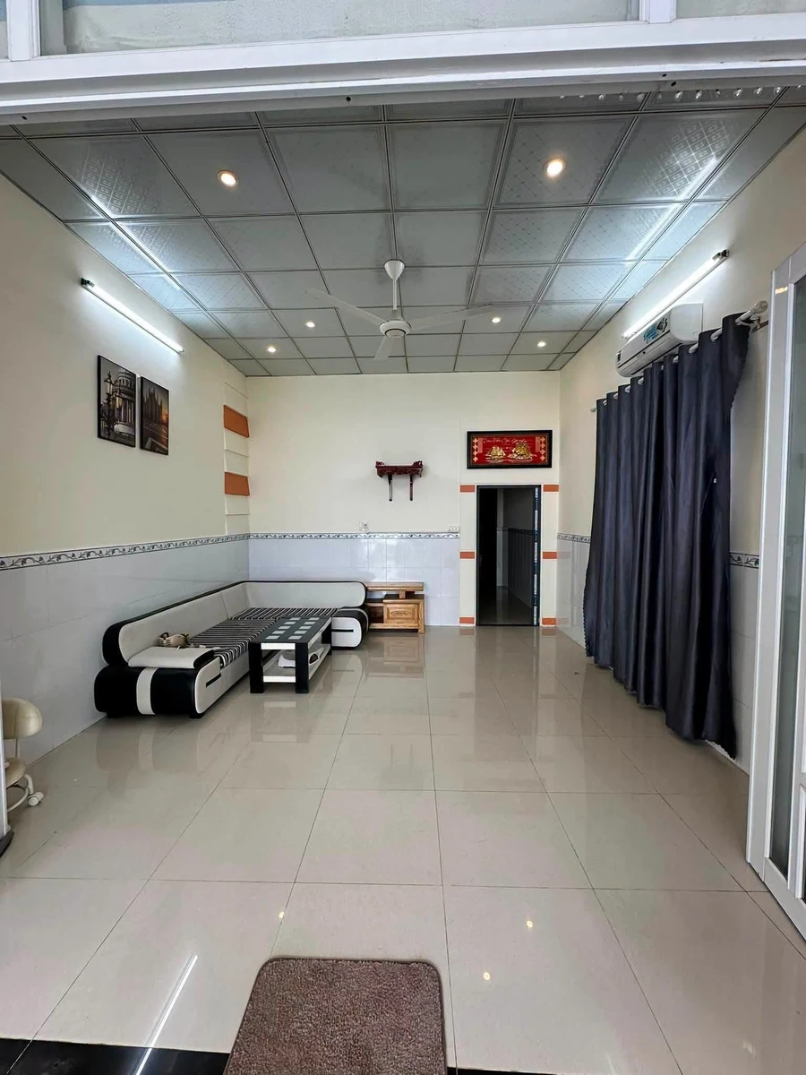 Bán nhà hẻm 81m² 2 phòng ngủ Rạch Giá 1 tỷ 330 triệu - Ảnh thu nhỏ 3