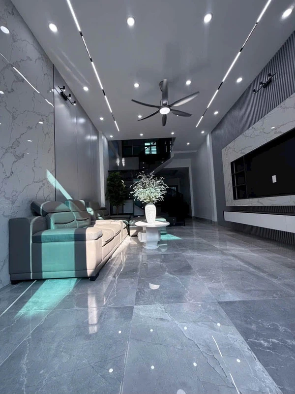 Bán nhà 3 tầng 51m2 phố Ngọc Tuyền Hải Phòng 3.35 tỷ