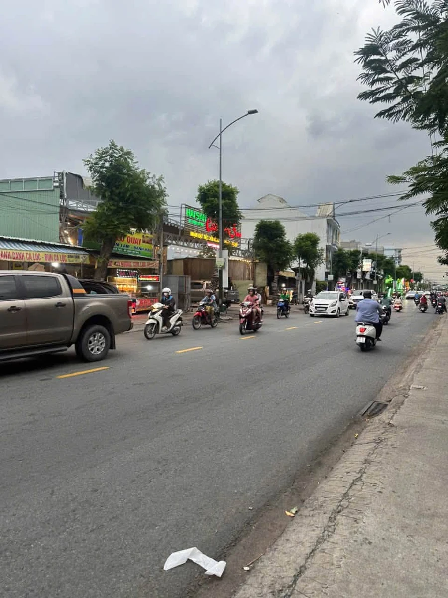 Bán đất mặt tiền Nguyễn Trãi 247m² 16 tỷ Dĩ An Bình Dương - Ảnh thu nhỏ 2