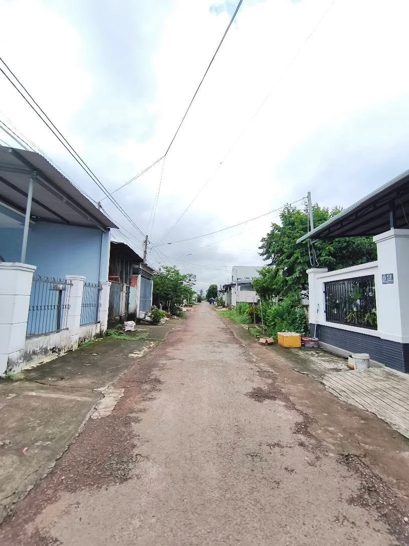 Bán nhà Xuân Tân Long Khánh 5PN 139m² chỉ 2,1 tỷ - Ảnh thu nhỏ 2