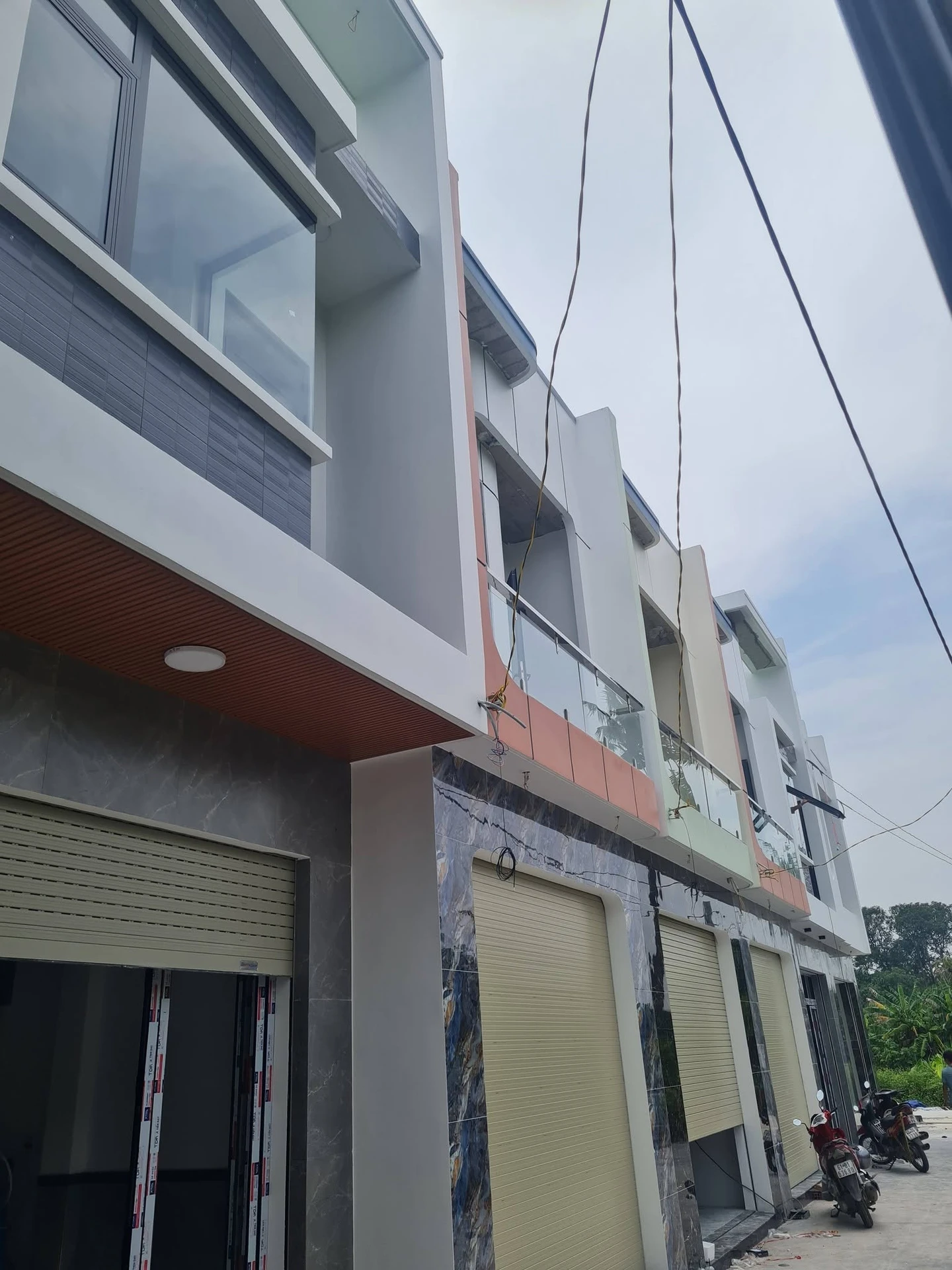 Nhà phố 3PN 64m² Phường Long Hưng Q9 2.9 tỷ - Ảnh 1