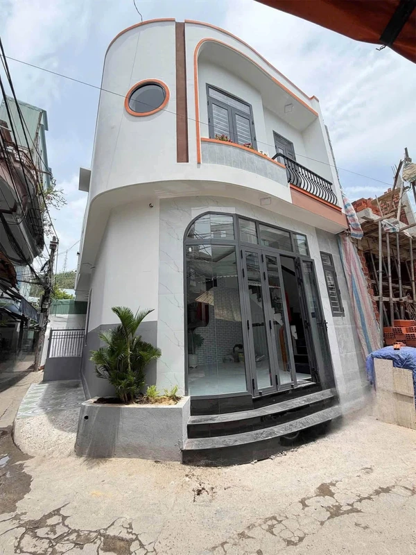 Nhà 2 tầng ngang 6m 40m² gần Chợ Đầm Quy Nhơn