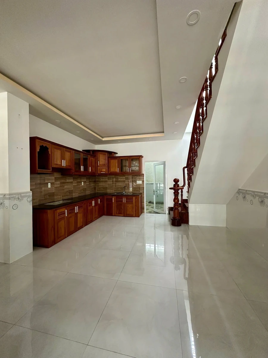 Bán nhà mặt tiền Rạch Giá 107m², 2 phòng ngủ, 2.599 tỷ - Ảnh thu nhỏ 5