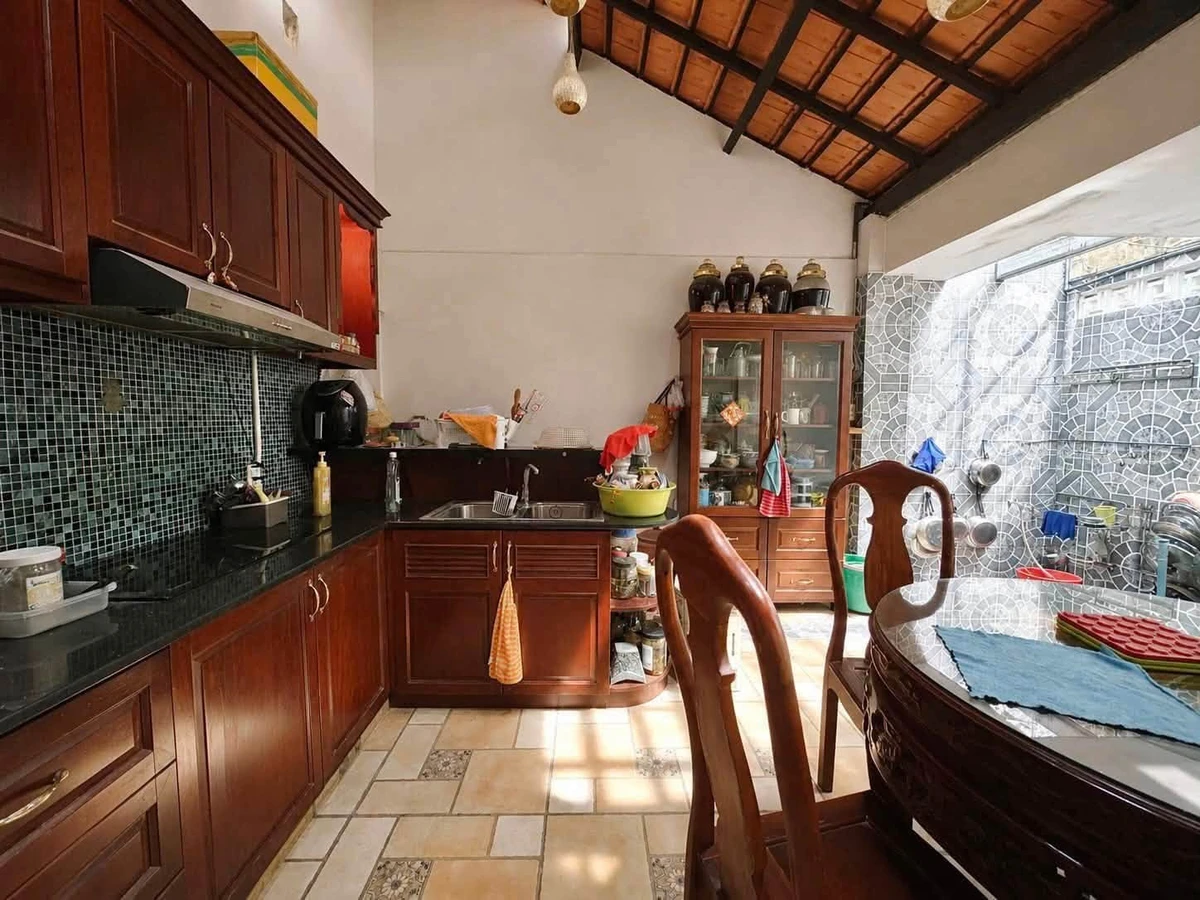 Bán nhà hẻm xe hơi trục Cách Mạng Tháng Tám, Quận 3, 72m2, hơn 12 tỷ - Ảnh thu nhỏ 5