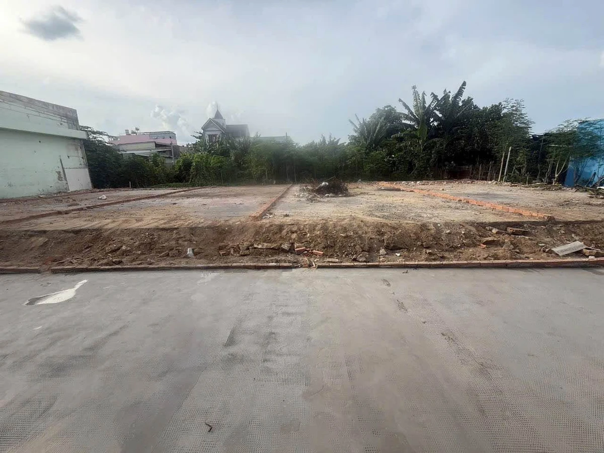 Bán nhà 95m² đường Dương Công Khi, giá 2 tỷ 900 triệu - Ảnh thu nhỏ 2