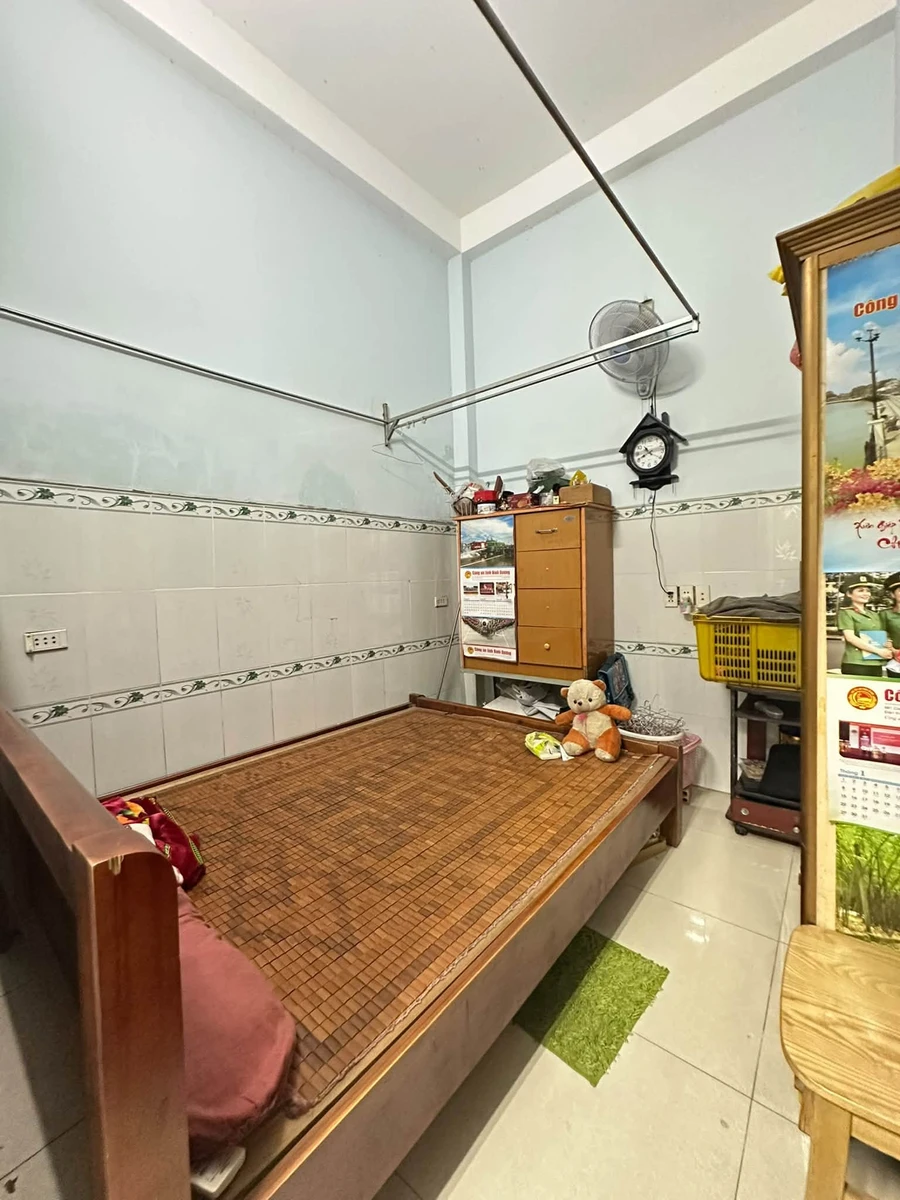 Bán nhà 77m² Dĩ An, Bình Dương, giá nhỉnh 4 tỷ - Ảnh thu nhỏ 3