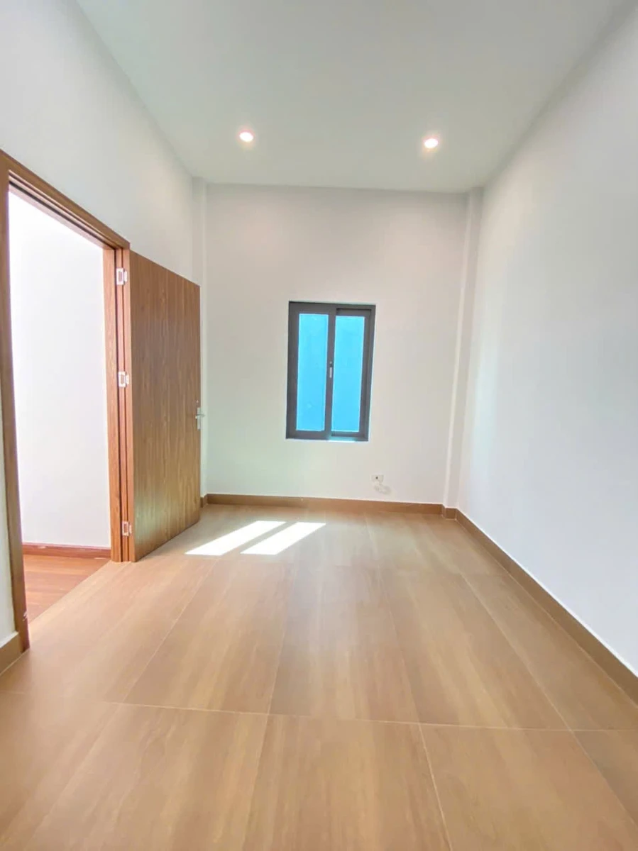 Bán nhà 3 tầng 41m² mặt tiền trung tâm Tống Duy Tân, 2 tỷ - Ảnh 1
