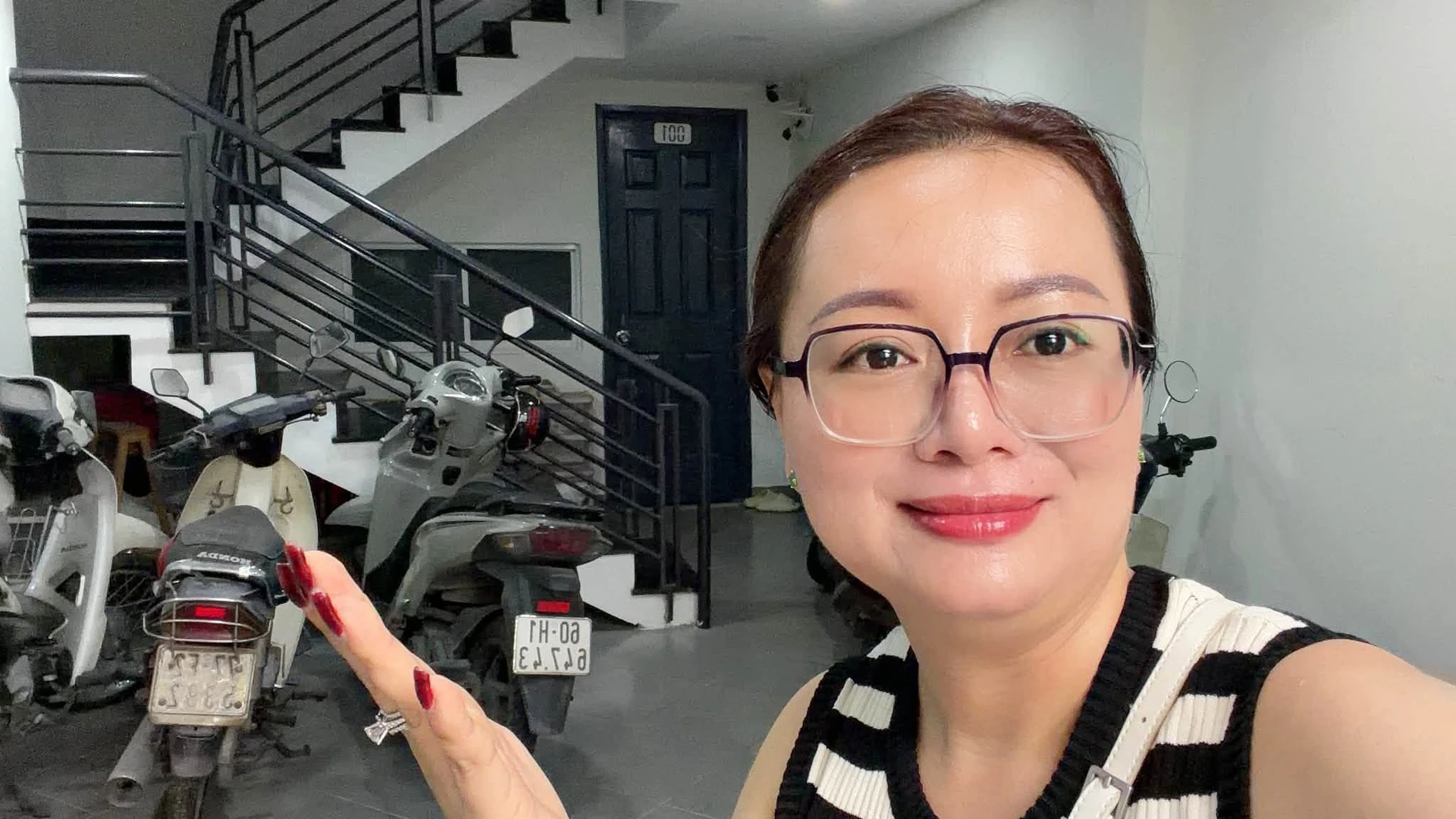 Bán nhà phố 5 tầng 9 phòng Nơ Trang Long 11.68 tỉ - Ảnh 1