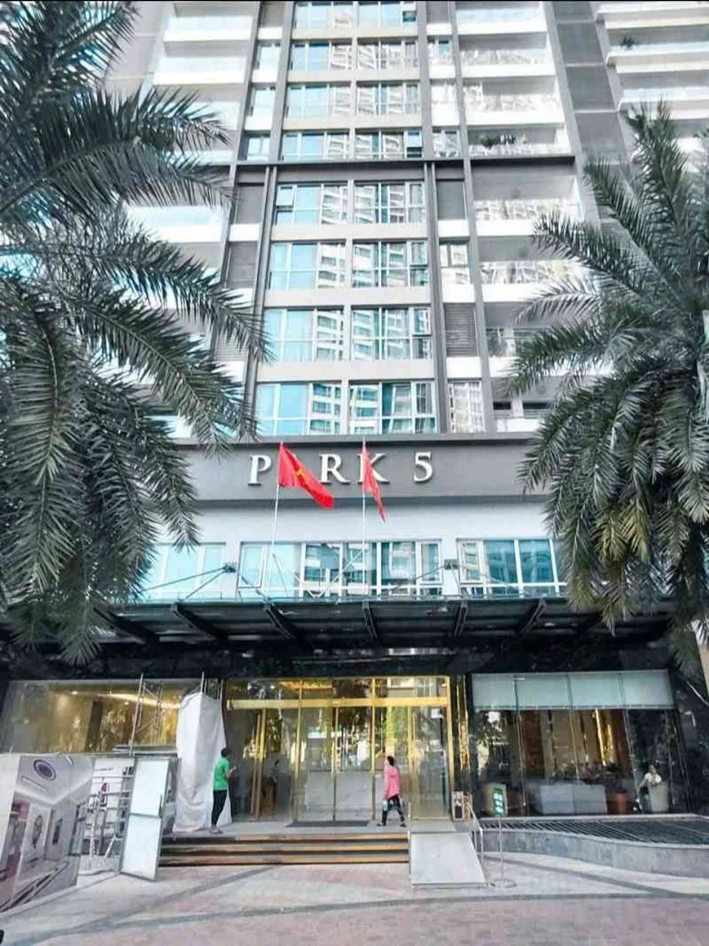 Bán căn hộ Park 5 Vinhomes Central Park tầng 42, 78m2, 2PN, full nội thất, Bình Thạnh - Ảnh 1