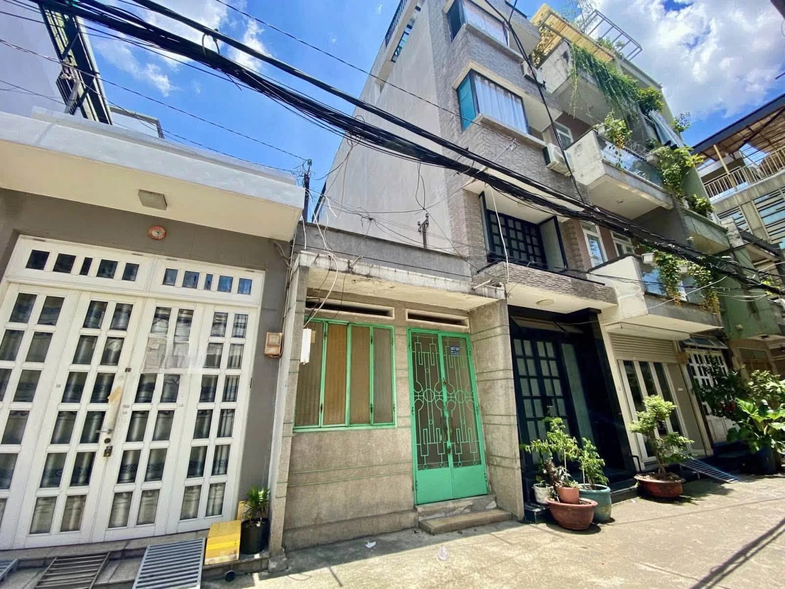 Bán nhà hẻm xe hơi 2 tầng 54m² Cách Mạng Tháng 8, Quận 10, giá 9 tỷ - Ảnh 1