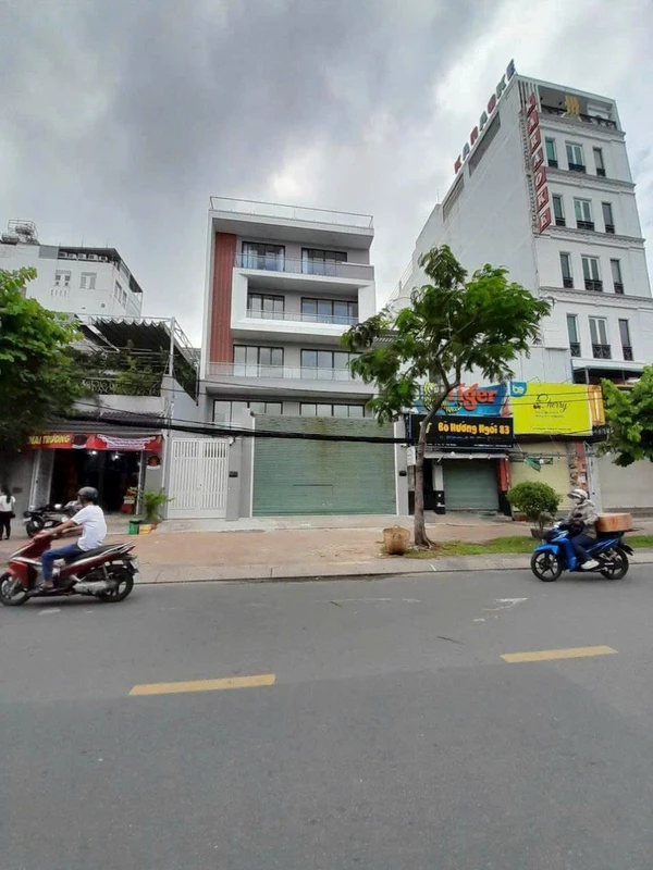 Bán đất mặt tiền Lạc Long Quân Quận 12, 120m², 3 tỷ 900 858m
