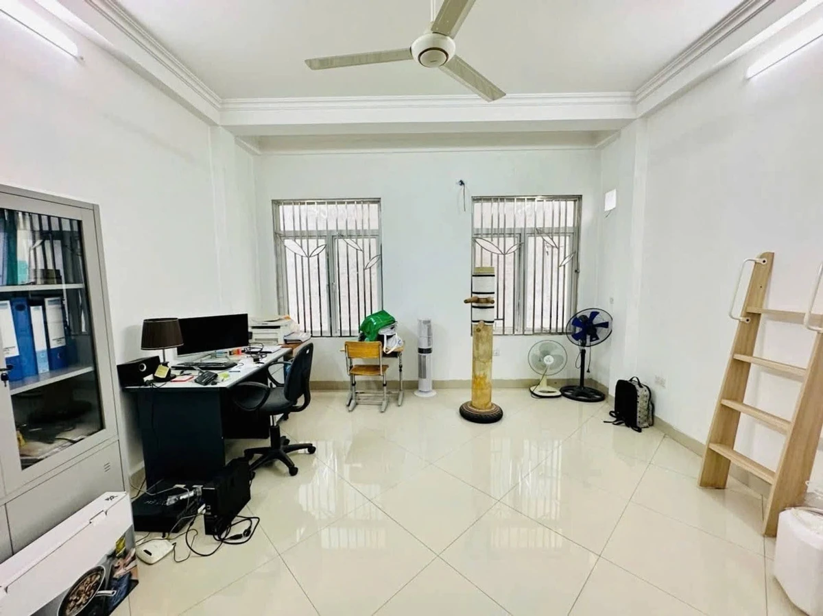 Bán nhà lô góc Cầu Diễn 32m² 5 tầng 6,9 tỷ - Ảnh 1