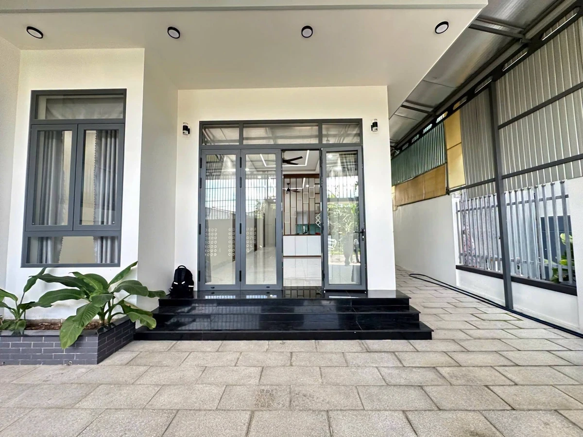 Bán nhà 3 phòng ngủ 162.8m² trung tâm Tây Ninh - Ảnh thu nhỏ 3