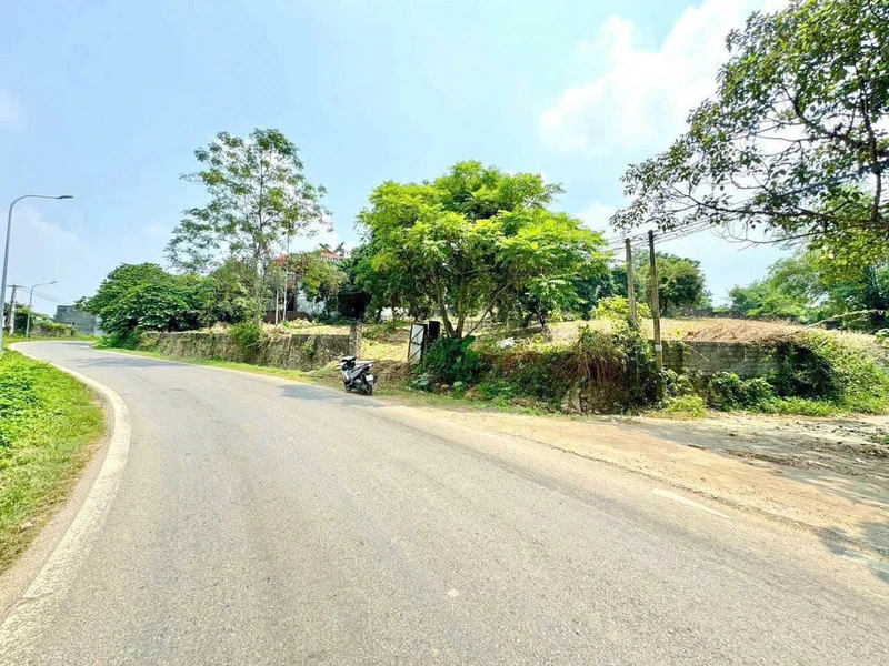 Bán lô góc 2 mặt tiền 2229m² Nhuân Trạch Hòa Bình 20 tỷ