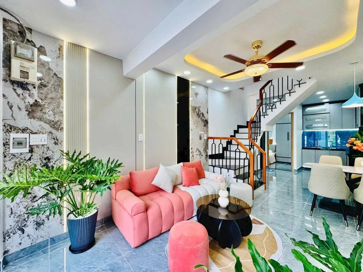 Bán nhà hẻm xe hơi 2 tầng 44m2 3PN gần đường 3 Tháng 2, Quận 11, giá 5,5 tỷ - Ảnh thu nhỏ 2