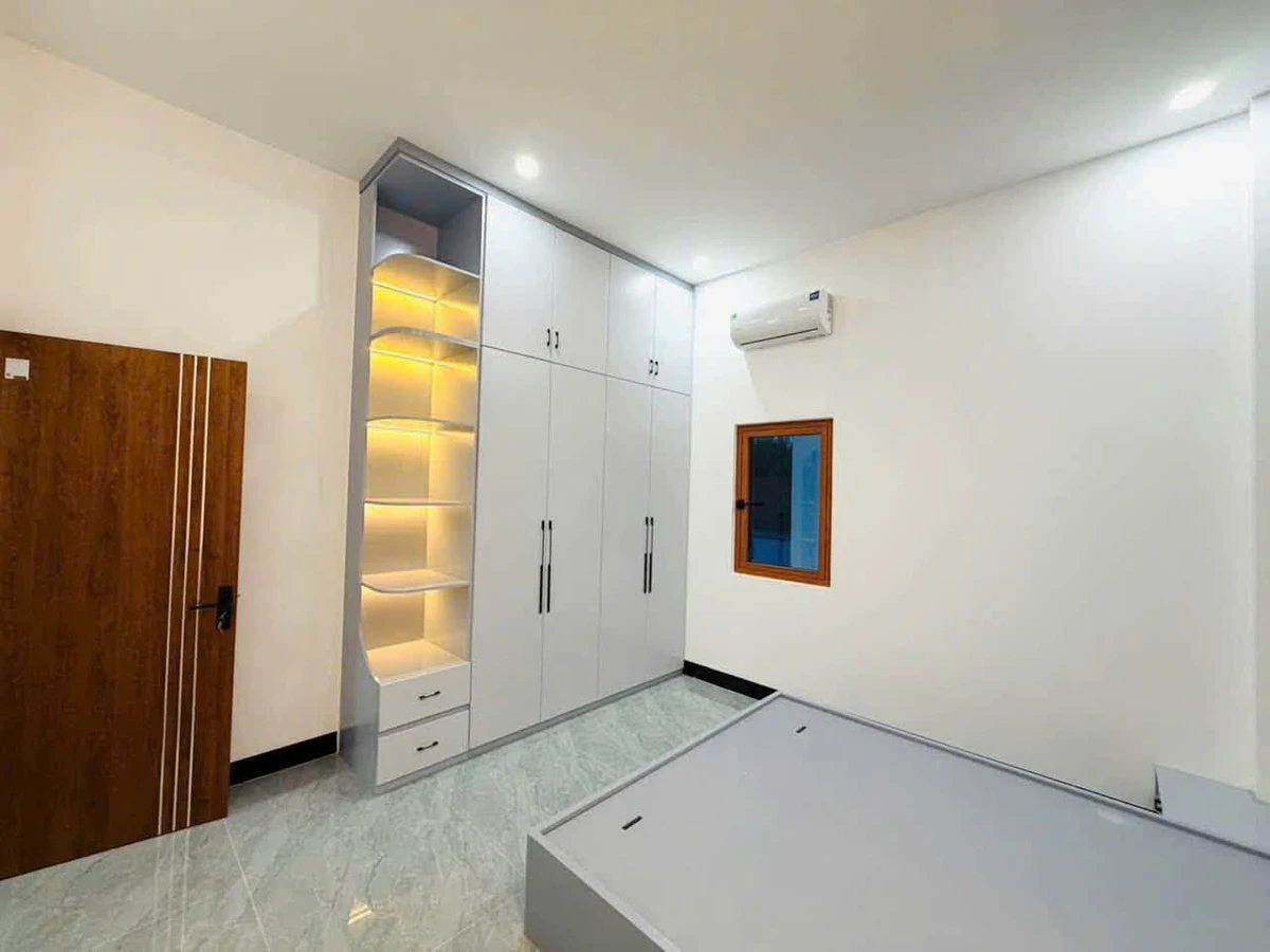 Bán nhà lầu mặt tiền Huyền Trân Công Chúa, 112,8m², 4PN, full nội thất, Rạch Giá - Ảnh thu nhỏ 4