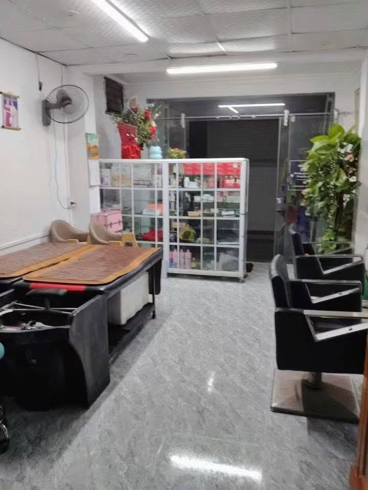 Bán nhà 2 tầng 40m² mặt ngõ Trần Nguyên Hãn Q.1 - Ảnh thu nhỏ 3